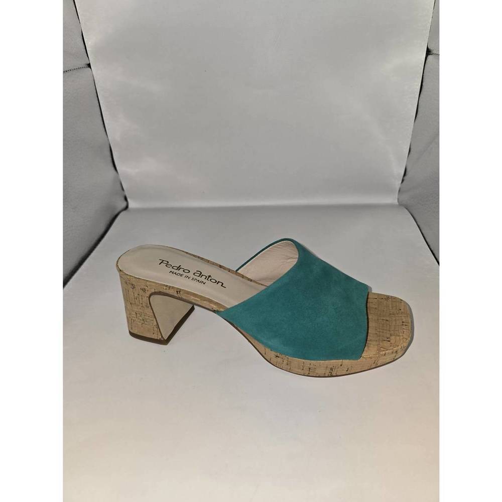 NEW PEDRO ANTON women's ante sandal in turquoise